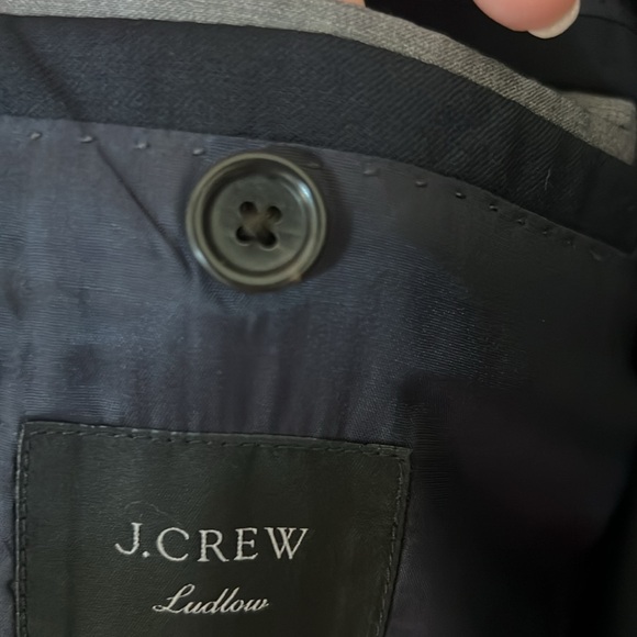 🟣 BOGO! Men's Slim Cut Ludlow Suit in Four Season Wool - Picture 12 of 13